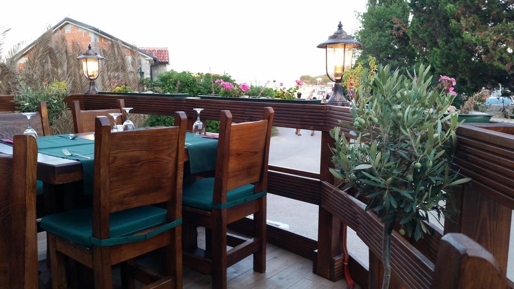 Apartment Sajkovic Ugljan Luaran gambar