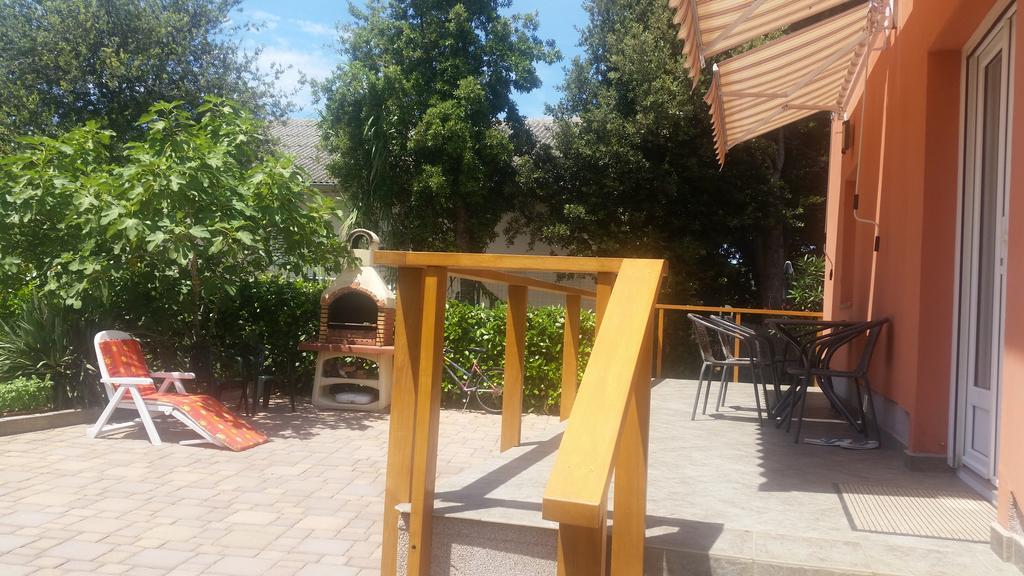 Apartment Sajkovic Ugljan Luaran gambar